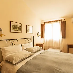  Alloggio per agriturismo Il Giglio Italia